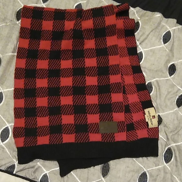 Red Scarf - Picture 3 of 3